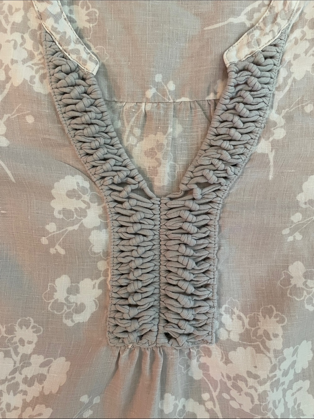 Boden 100% Linen Floral Braided Rope Neckline Tunic Blouse Grey White UK 8 US 4 - Picture 4 of 10